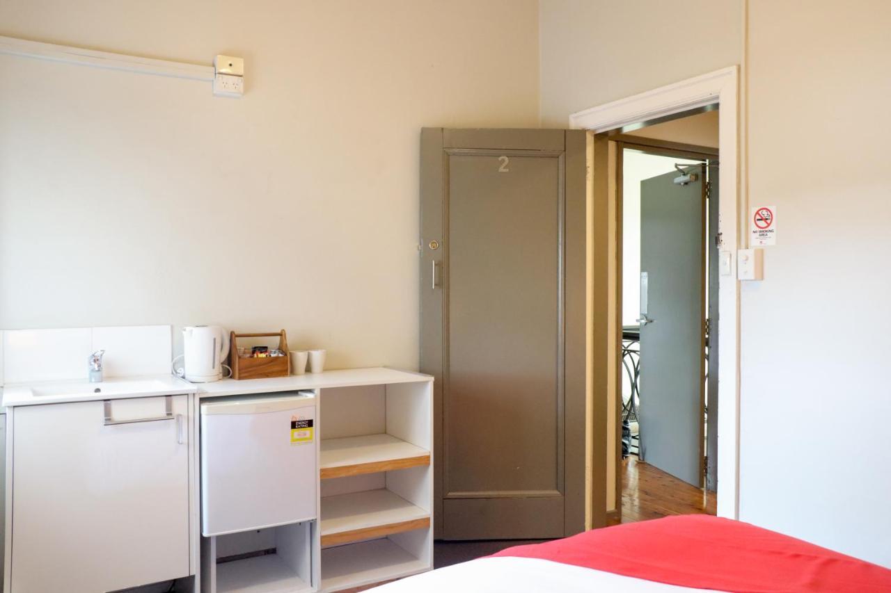 Tates Hotel Windsor Buitenkant foto